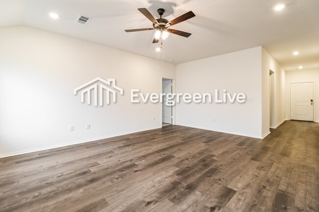 Photo - 154 Meadow Dr