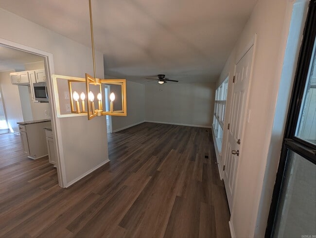 Photo - 7700 Harmon Dr