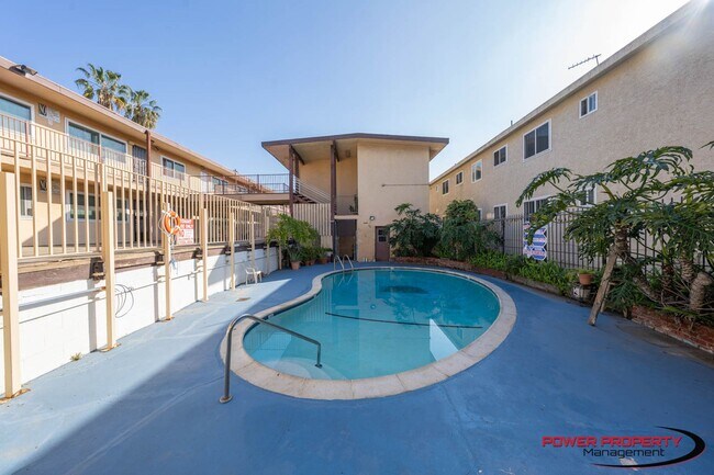 Photo - 10112 Felton Ave