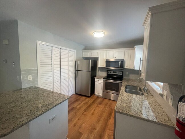 Photo - MOVE IN SPECIAL $500 Security Deposit, 1/2 off a month's rent with approved Credit background UNC...