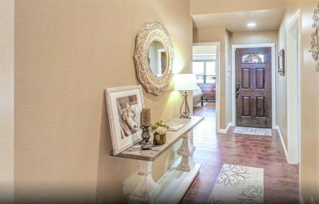 Photo - 209 Piccadilly Cir