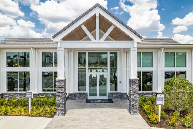 2600 Lake Betty Blvd Apopka, FL 32703