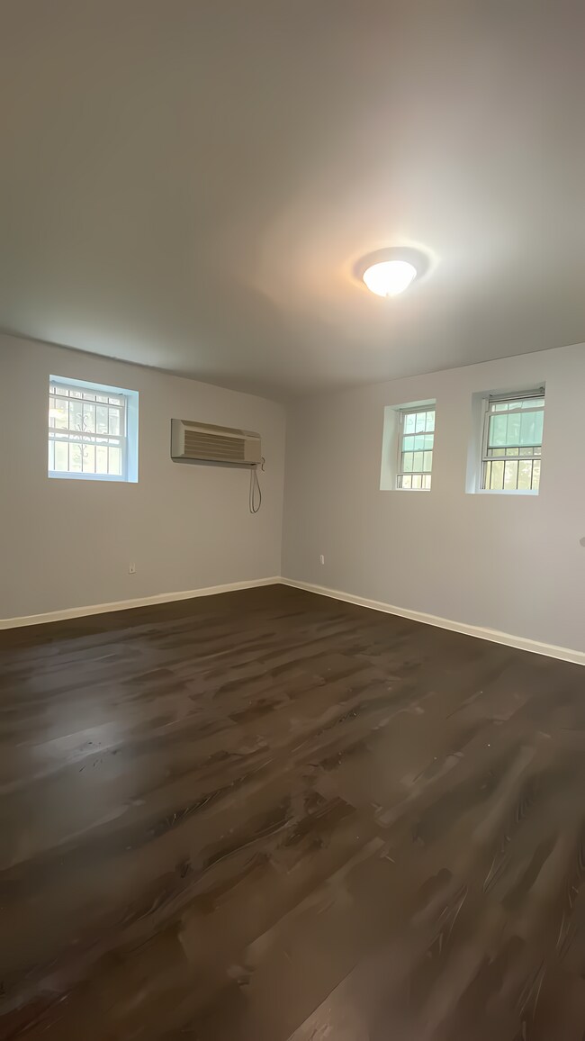 Photo - 2186 Cedar Ave Apartments Unit FL1