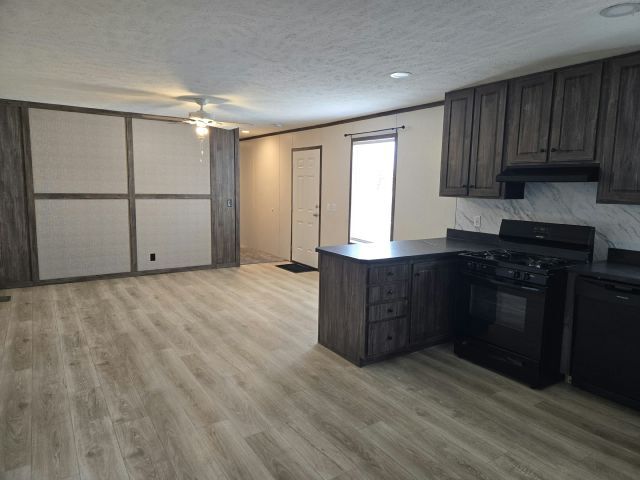 Photo - 165 Skyline Dr