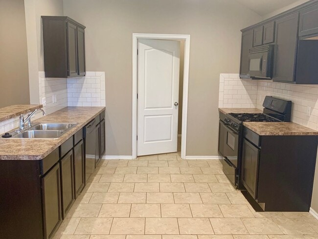 Photo - 2712 Demotte Dr