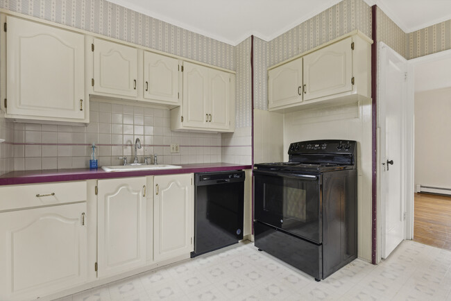 Photo - 45 Longfellow Dr