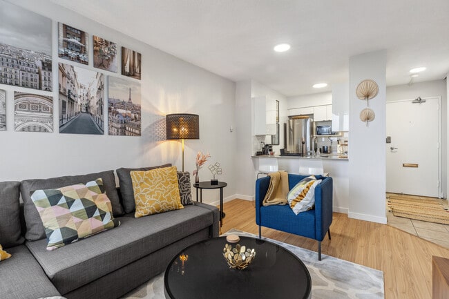 Photo - Harbourview Unit 01104