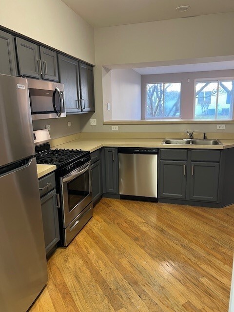 Photo - 3022 Kentshire Cir