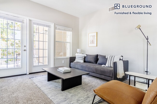 Building Photo - 1850 Nantucket Cir Rental