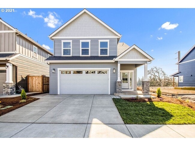 Building Photo - Newer home in The Nines in North Gilham