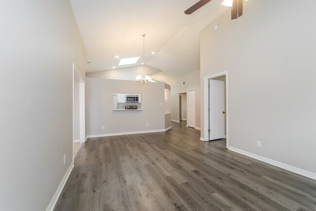 Photo - 12702 Whiterapids Dr