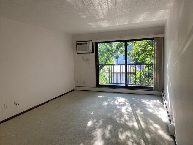 Photo - 7350 York Ave S Unidad 209