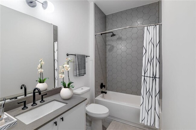 Photo - 800 Embassy Dr Unit 407