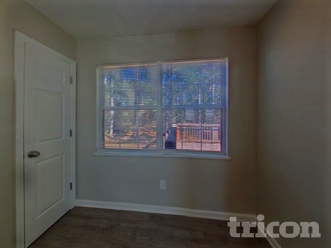 Photo - 172 Cherry Grove Dr