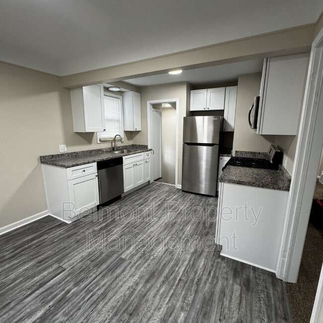 Photo - 19770 Kingsville St