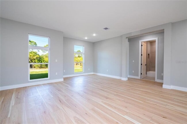 Photo - 49 Santa Fe St