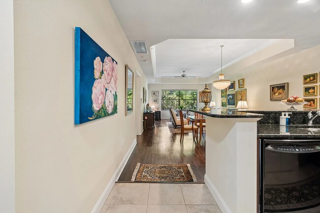 Building Photo - 7702 Lake Vista Ct Unit Vintage Rococo Residence