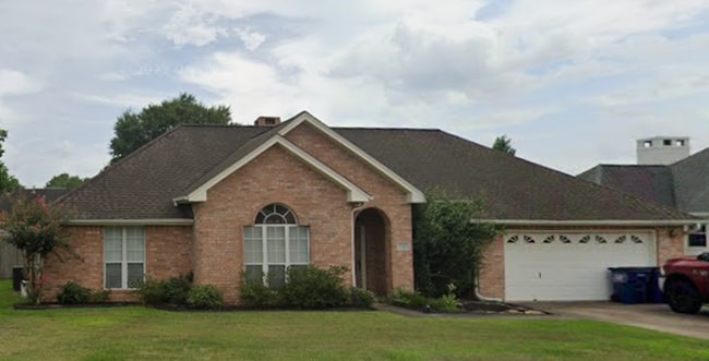 Building Photo - 7647 Rosewood Dr