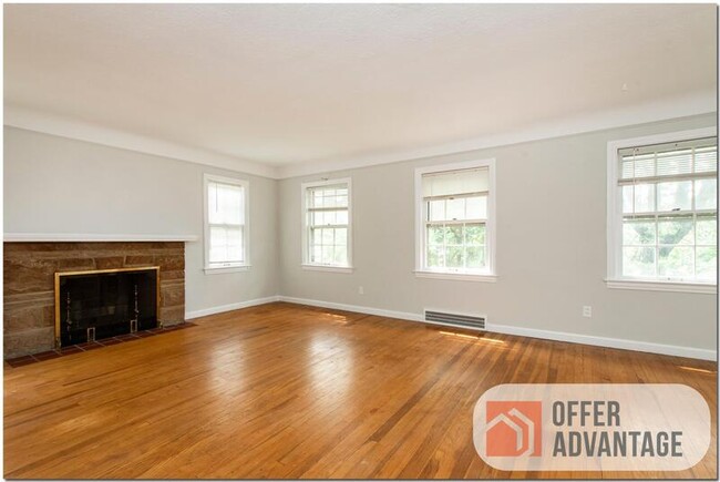Photo - 1469 Genesee Rd Condo