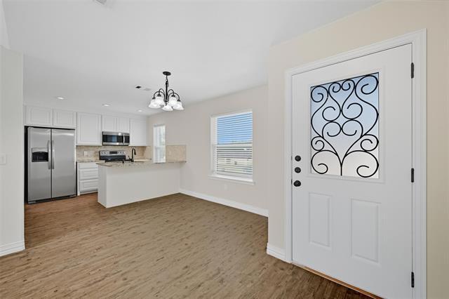 Photo - 913 N Barrett Ave