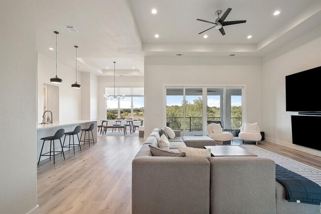 Building Photo - 20704 Leaning Oak Dr