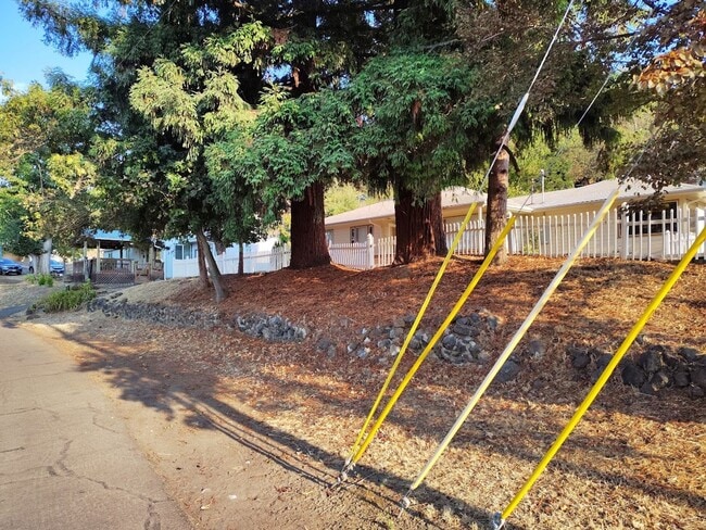 Photo - Spacious 4-Bedroom / 2-Bath Home with Stunning Views – Available Now!