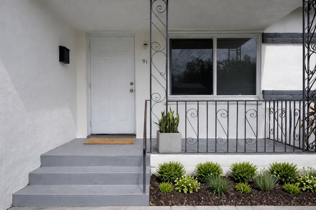 Photo - 911 NW 57th St