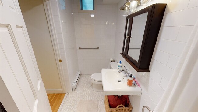 Photo - 1 Gloucester St Unidad BF