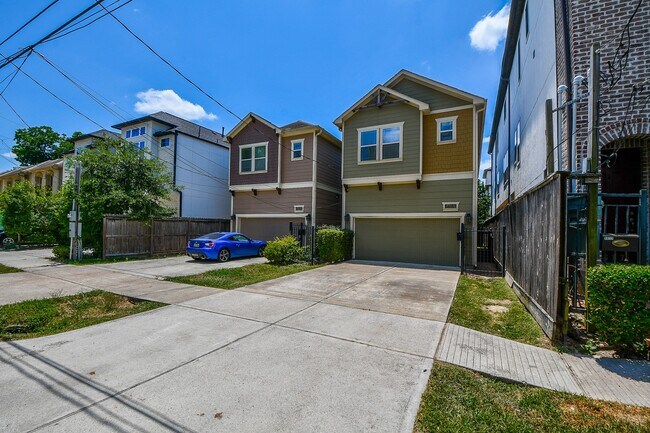 Photo - 5615 Kiam St