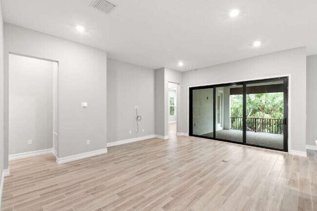 LIKE NEW Home for Rent in Antigua Cove!