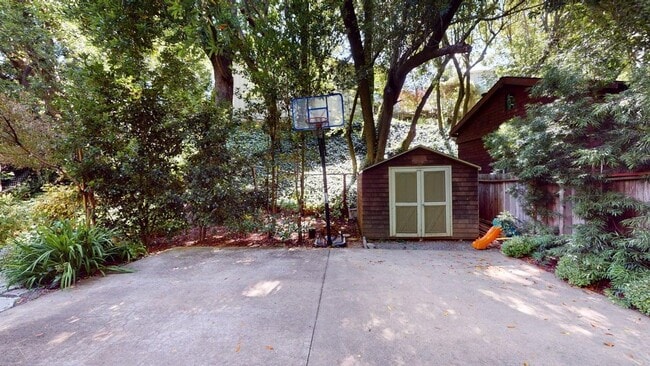 Photo - 76 Tamalpais-