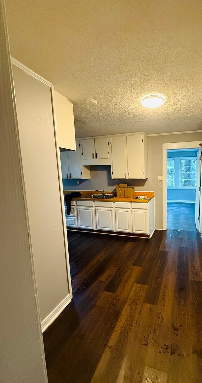 Photo - 3128 Club House Rd