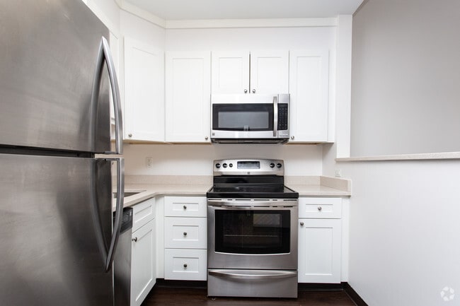 Studio, 1BA - Kitchen