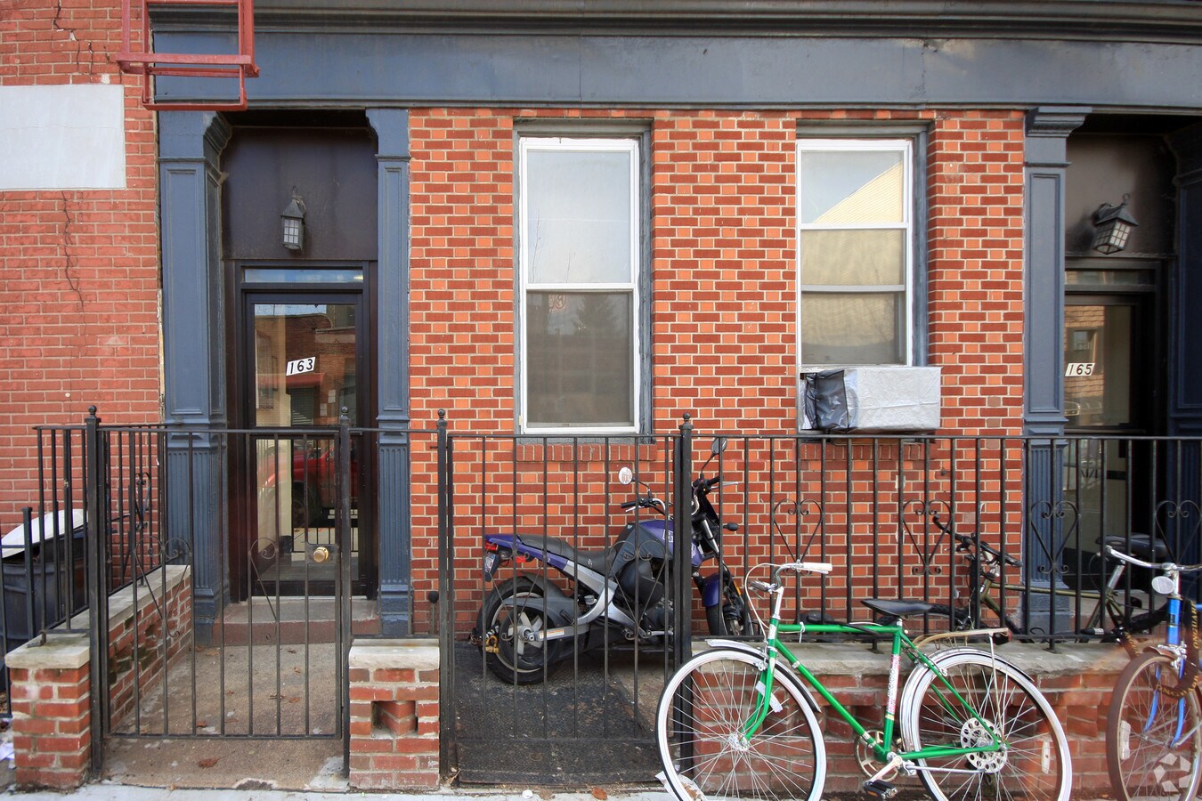 Photo - 163-165 Franklin St