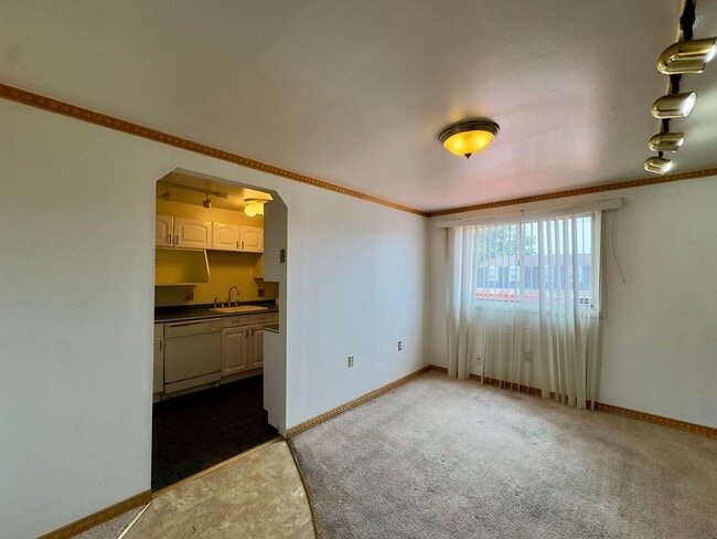 Photo - Charming 3 Bedroom/ 1.5 Bathroom Townhome in Frankford, MD!