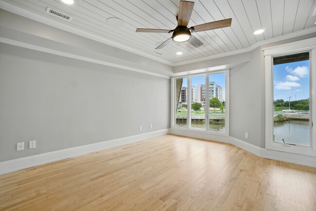 Photo - 100 Pinewood Rd Unit 128