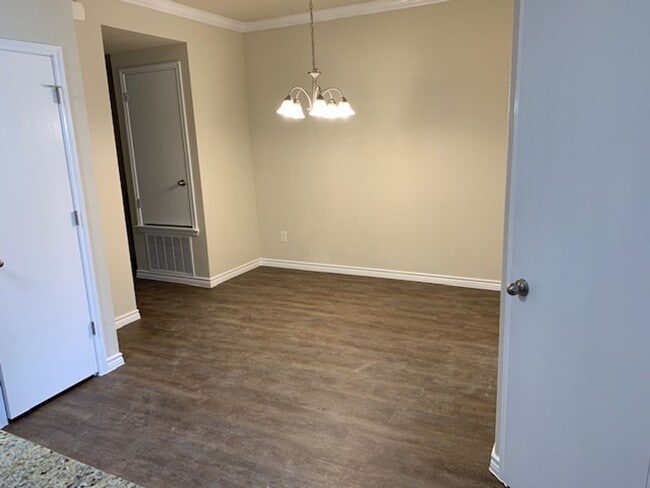 6706 University Village Way Unit B