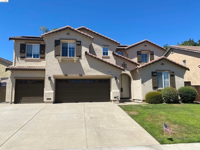 Building Photo - 1417 Solana Dr