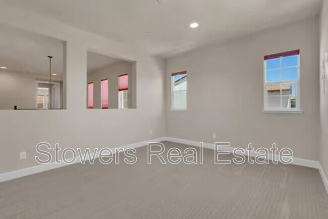 Photo - 521 N Miraloma Ct