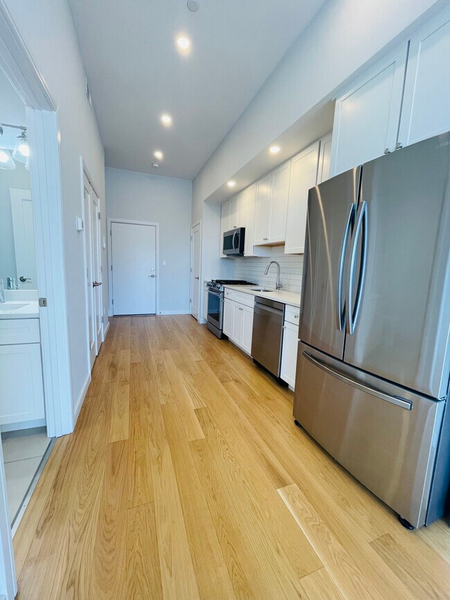 Photo - 385 Pleasant St