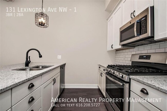 Photo - 131 Lexington Ave NW Unit 1