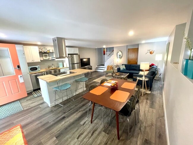 Photo - 61 Cumberland St