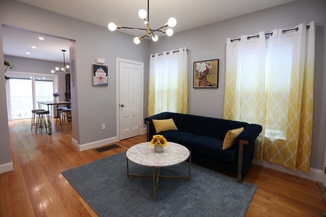 Building Photo - 21 Mystic Ave Unit #1 Rental