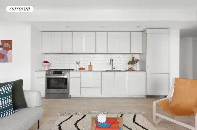 Photo - 111 Montgomery St