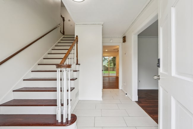 Photo - 1416 Manchester Ct SW