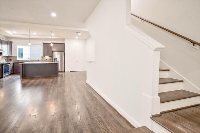 Photo - 341 Eado Park Cir