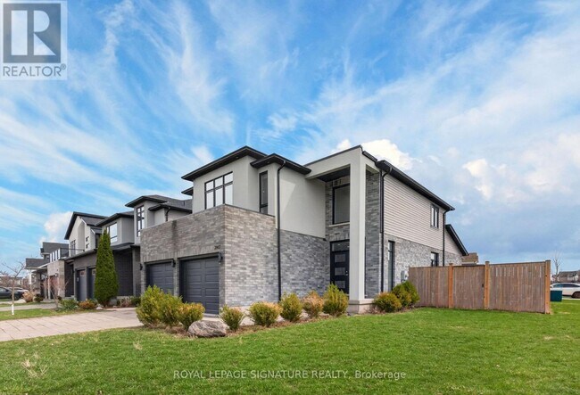 Photo - 2147 Wateroak Dr