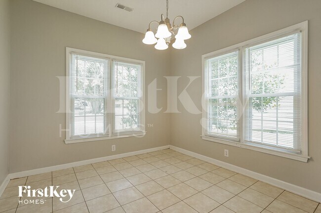 Photo - 6012 River Lake Cir