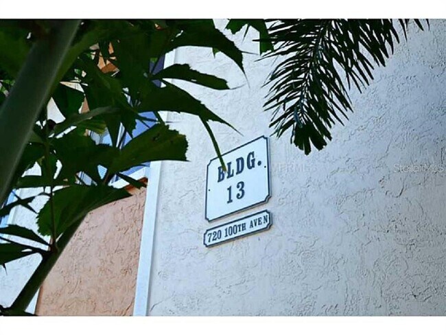 720 100th Ave N Unit 203
