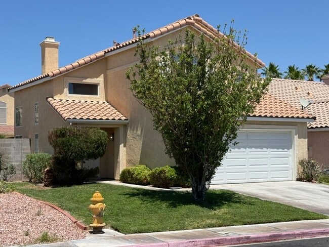 Building Photo - STUNNING & GORGEOUS 4 BED/2.5 BATH POOL HOME IN ELDORADO! *** ONLY $2,599 ***